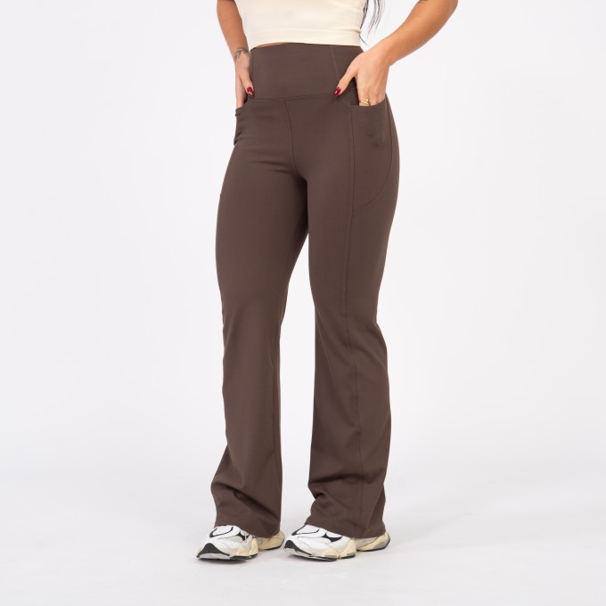 Calça Flare Soft com Bolso - Castanho