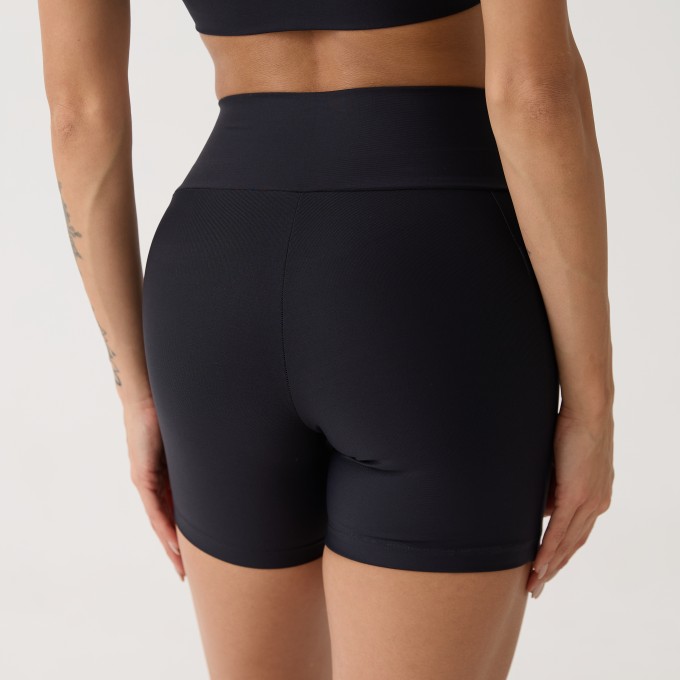 Short Bolso Unilateral - Preto