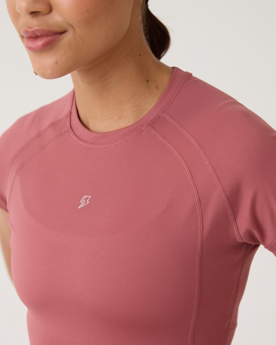 Cropped Raglan Anatômico - Romã Dark
