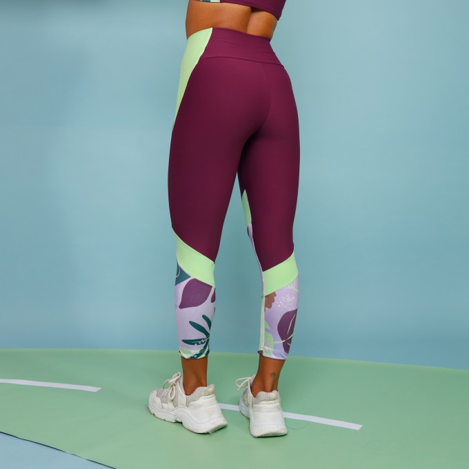 Legging Capri Match Vinho e Verde Kiwi e Liberty Leafs