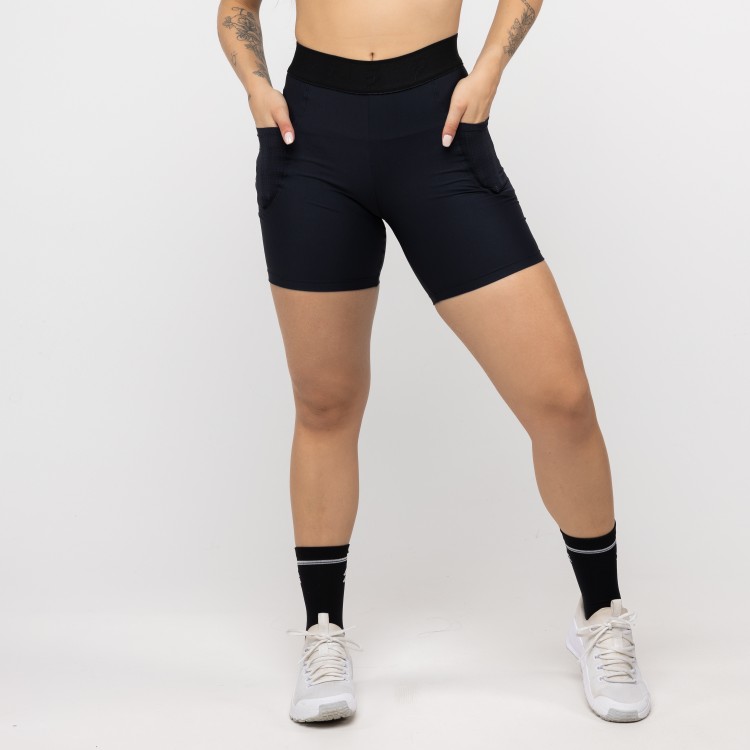 Short Alongado com Bolso e Cós de Elástico - Preto