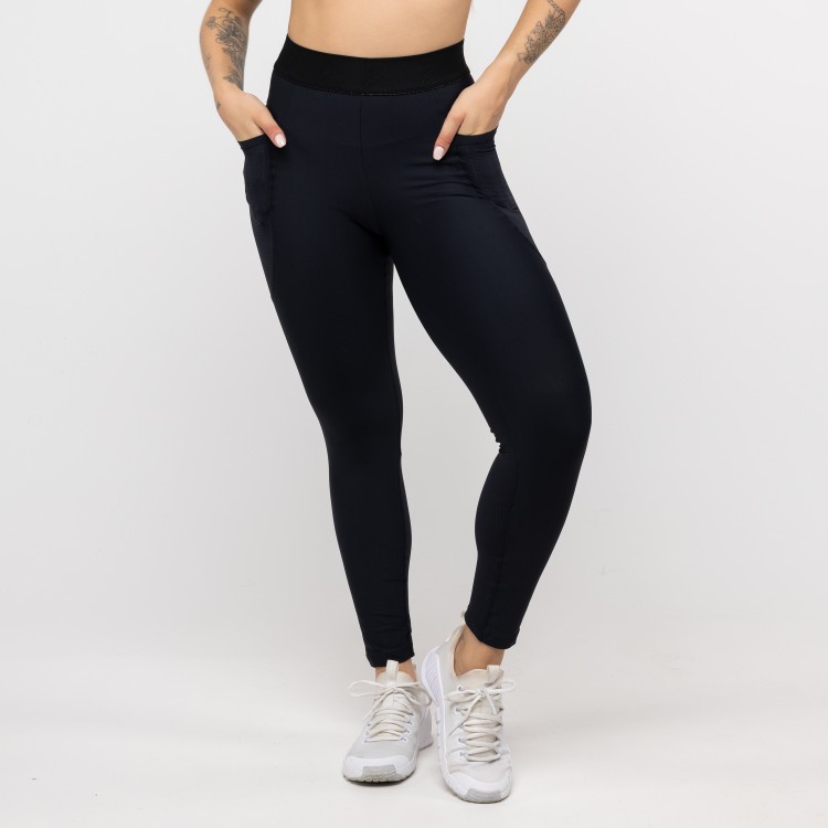 Legging com Bolso e Cós de Elástico - Preto