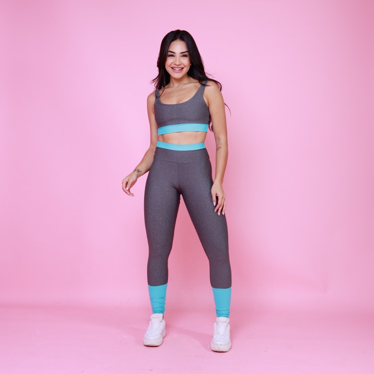 Conjunto Top Camiseta e Legging Bicolor Mescla