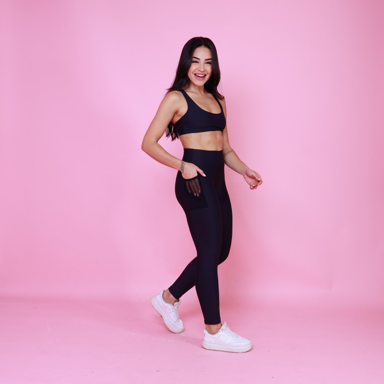 Conjunto Top Alça V & Legging Bolso Unilateral Tule