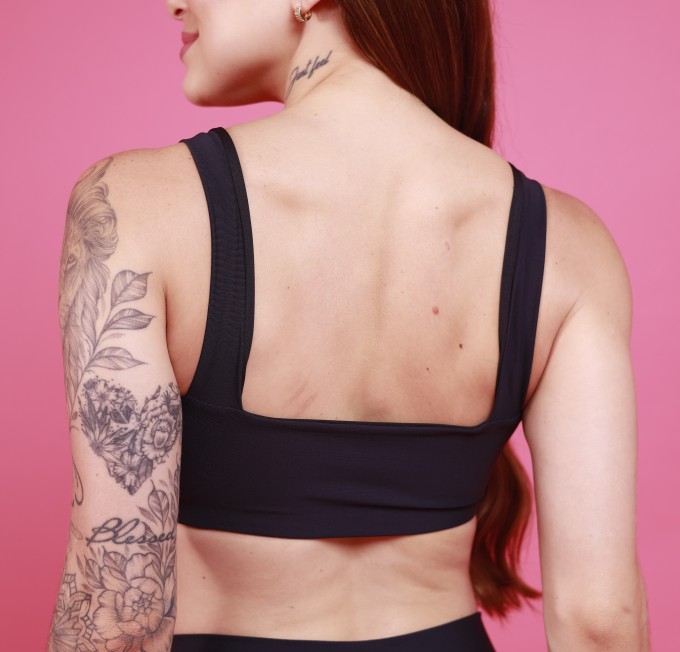 Top Camiseta Decote Quadrado - Preto