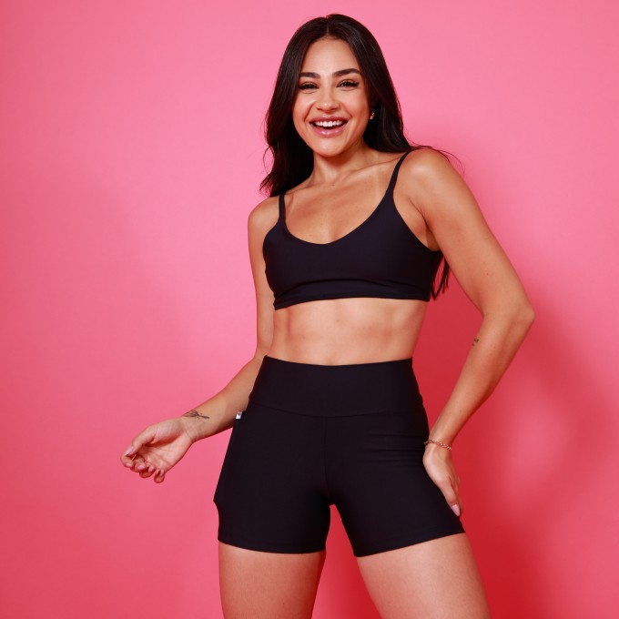 Conjunto Short Com Bolso & Topinho Barra Viés - Preto