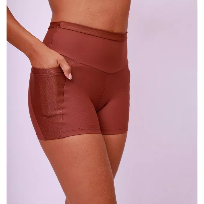 Short Com Bolso Recorte Shine - Capuccino