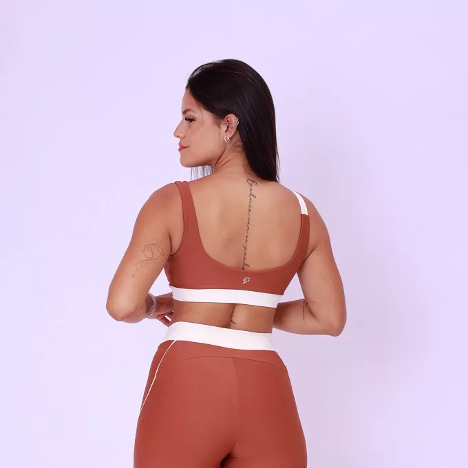 Top Camiseta com Alça Dupla - Chocolate & Off White