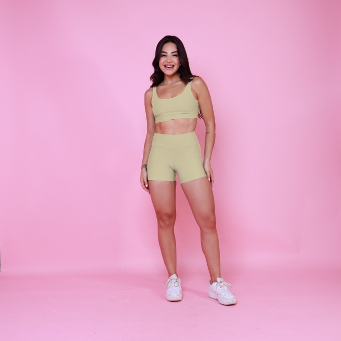 Conjunto Top Camiseta & Short com Bolso Unilateral - Pistache