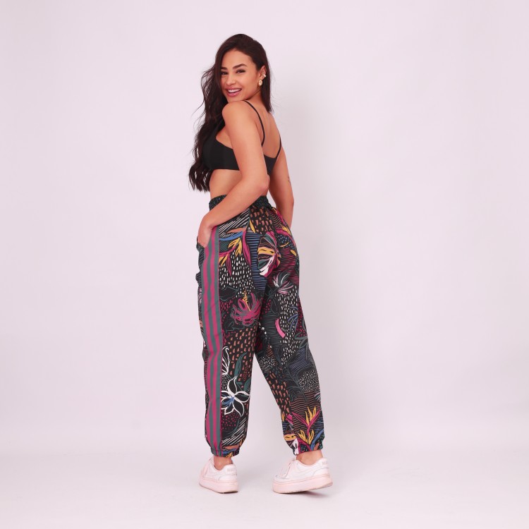 Calça Jogger Bolso High Tech - Inverno Tropical
