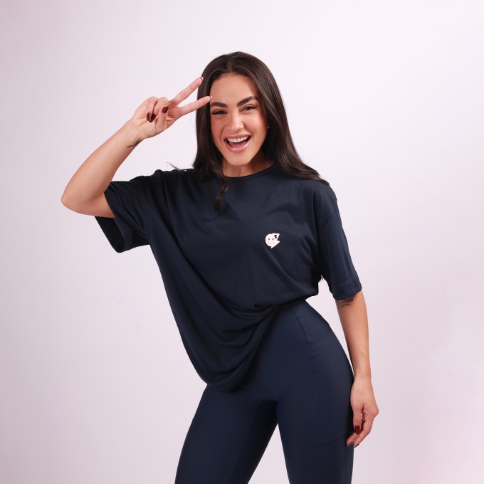 T-SHIRT OVERSIZED SPORT ATLETA - MARINHO e OFF WHITE